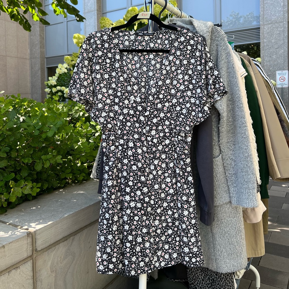 Zara Floral print Mini Dress